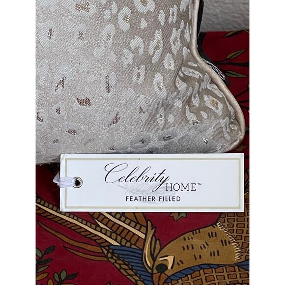 NWT CELEBRITY HOME CHEETAH
DECORATIVE PILLOW - Picture 5 of 5